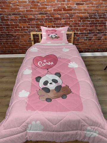 UÇAN SEVİMLİ PANDA PEMBE YORGAN SETİ