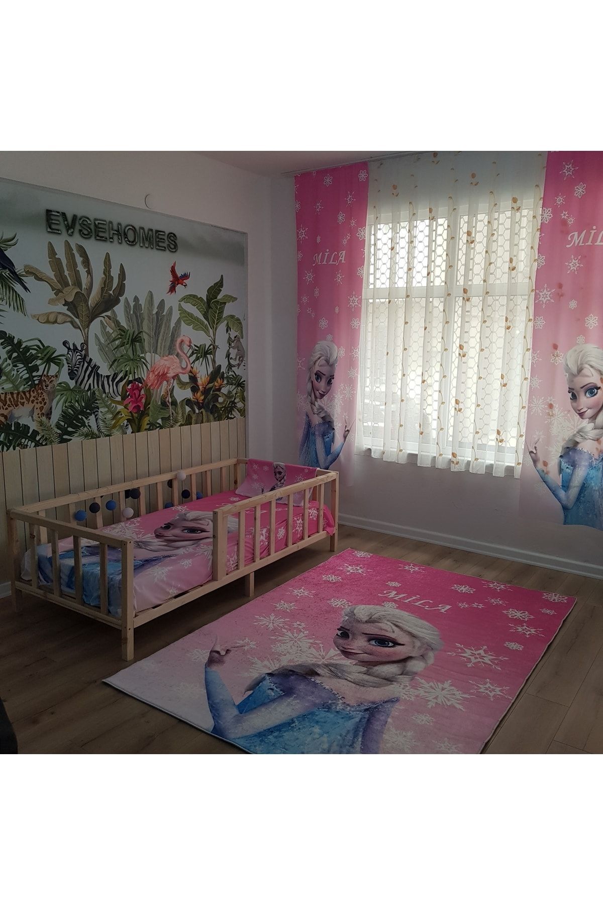 Pembe Elsa Dijital Baskı Takım fon Perde- Yatak Örtüsü ve Yastık Halı 160x230 - Görsel 3